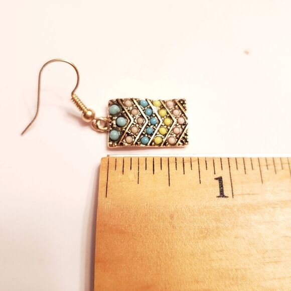 DANGLING Beaded Earrings Aqua/Lime/Goldtone  - Picture 3 of 4
